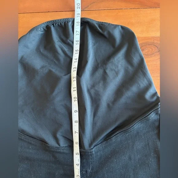 Madewell Over-The-Belly Maternity Skinny - Picture 10 of 11